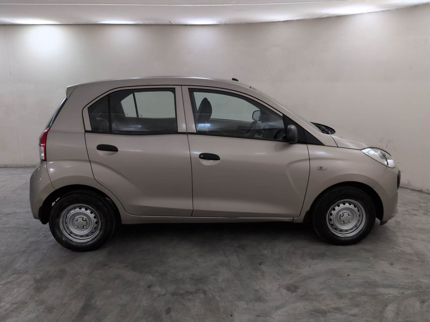 Used 2021 Hyundai Santro Era Executive Petrol Manual exterior RIGHT SIDE VIEW