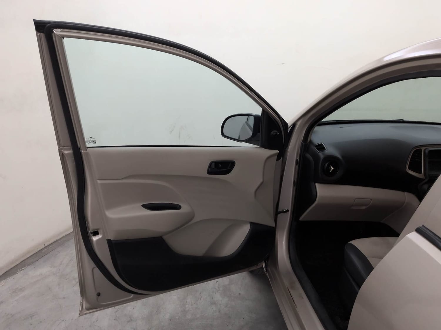 Used 2021 Hyundai Santro Era Executive Petrol Manual interior LEFT FRONT DOOR OPEN VIEW