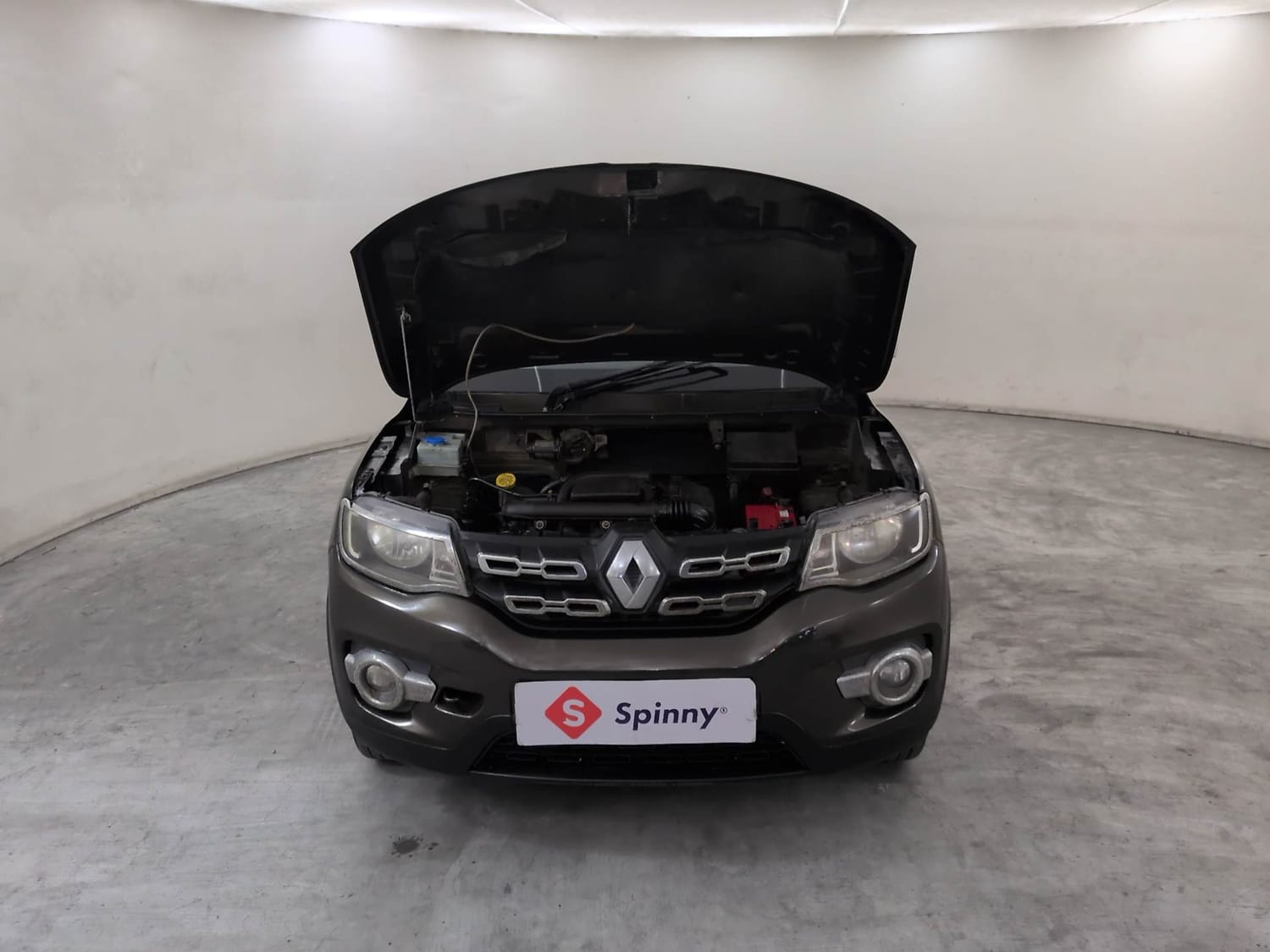 Used 2016 Renault Kwid RXT Petrol Manual engine ENGINE & BONNET OPEN FRONT VIEW
