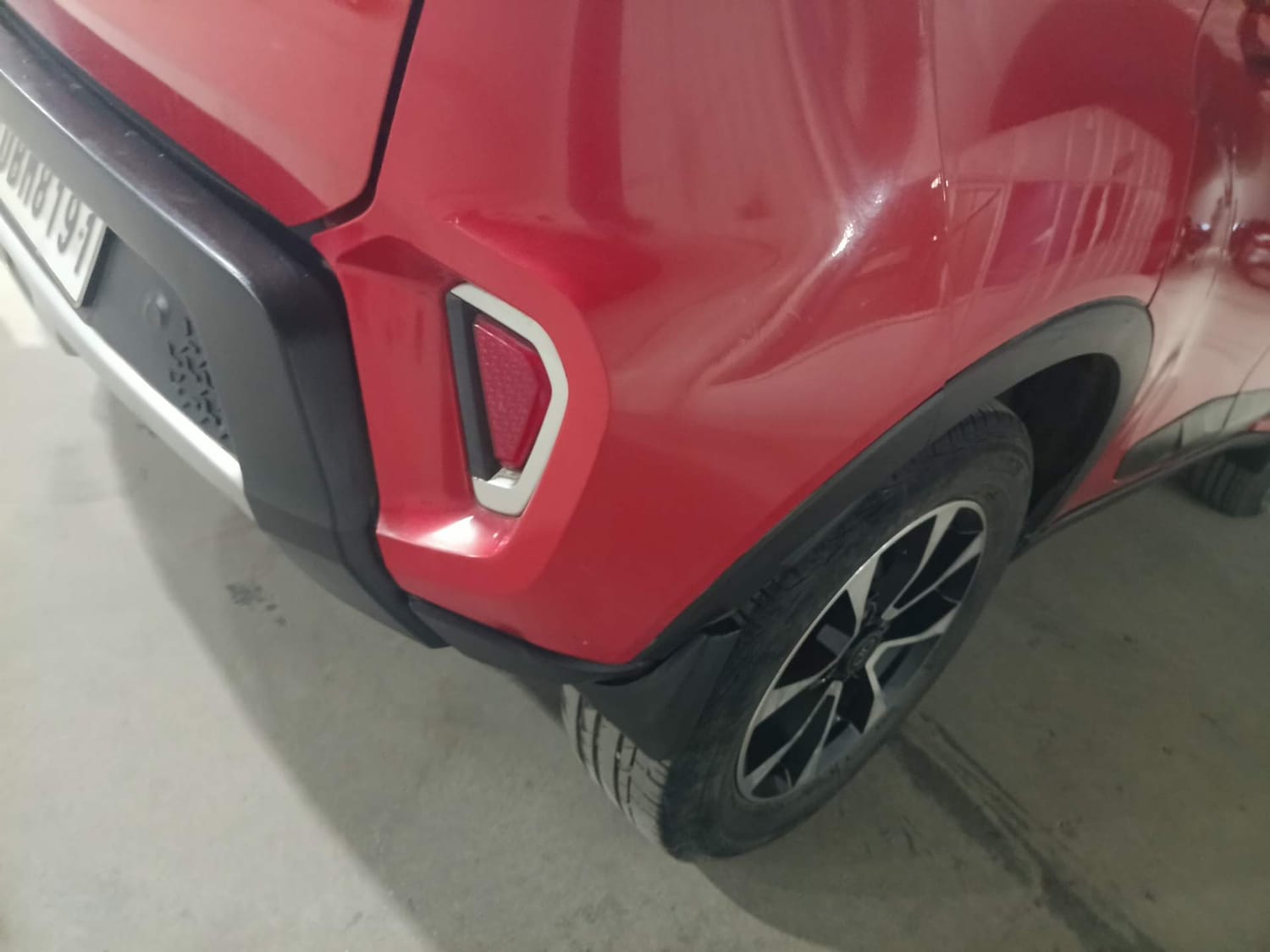 Used 2021 Tata Nexon XZA Plus Petrol Automatic dents MINOR SCRATCH