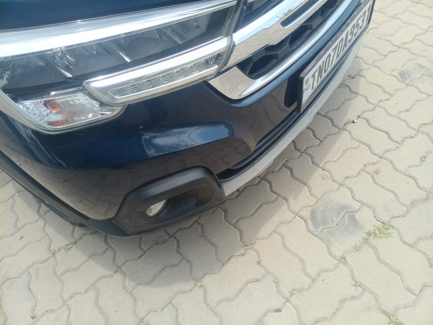 Used 2022 Maruti Suzuki XL6 Alpha Plus MT Petrol Petrol Manual dents MINOR SCRATCH