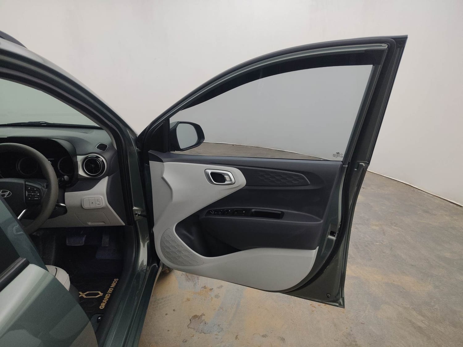 Used 2026 Hyundai Grand i10 Nios Sportz 1.2 Kappa AMT Petrol Automatic interior RIGHT FRONT DOOR OPEN VIEW