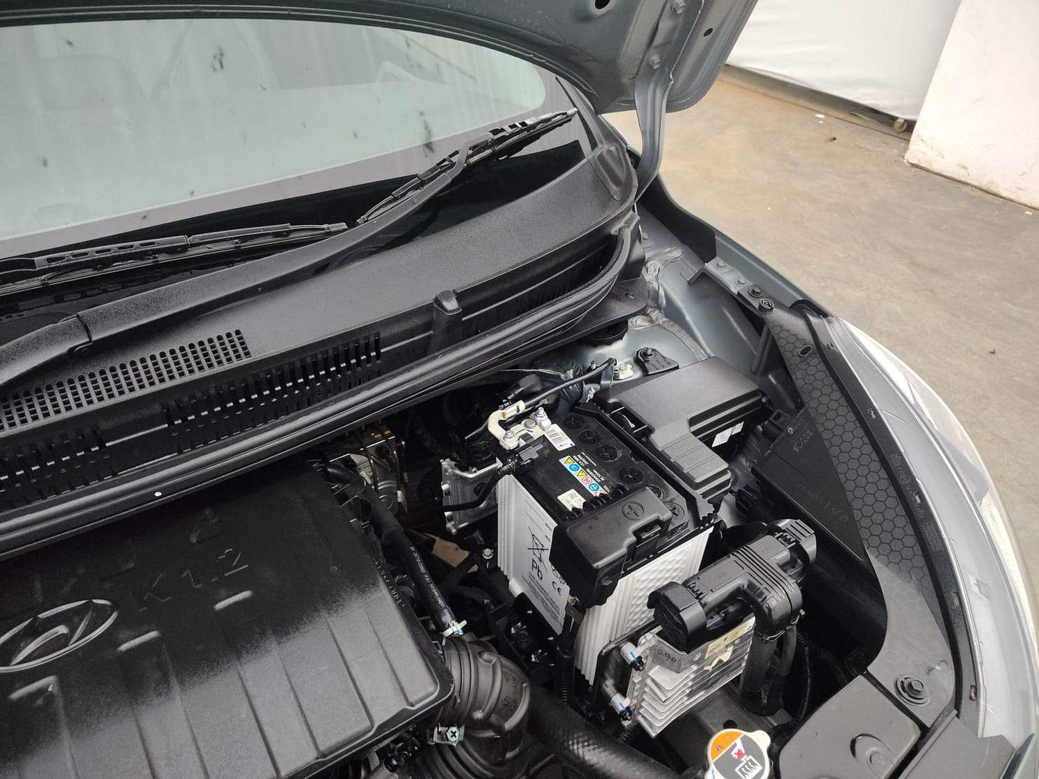 Used 2026 Hyundai Grand i10 Nios Sportz 1.2 Kappa AMT Petrol Automatic engine ENGINE LEFT SIDE HINGE & APRON VIEW