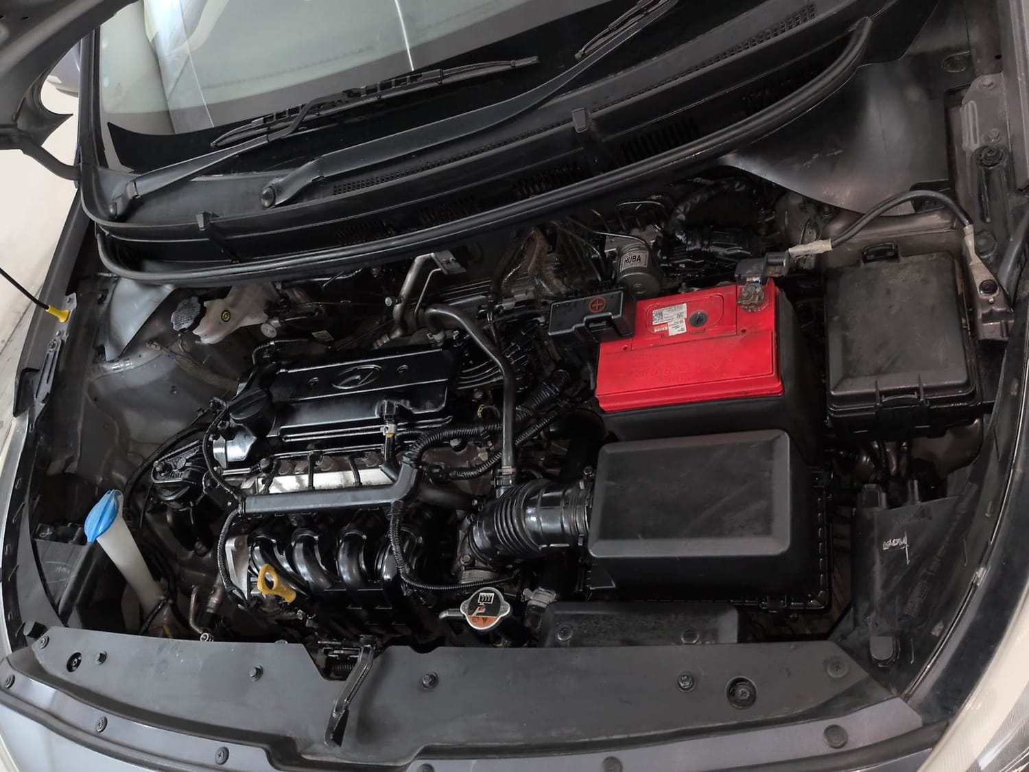 Used 2015 Hyundai Elite i20 Asta 1.2 (O) Petrol Manual engine ENGINE LEFT SIDE VIEW