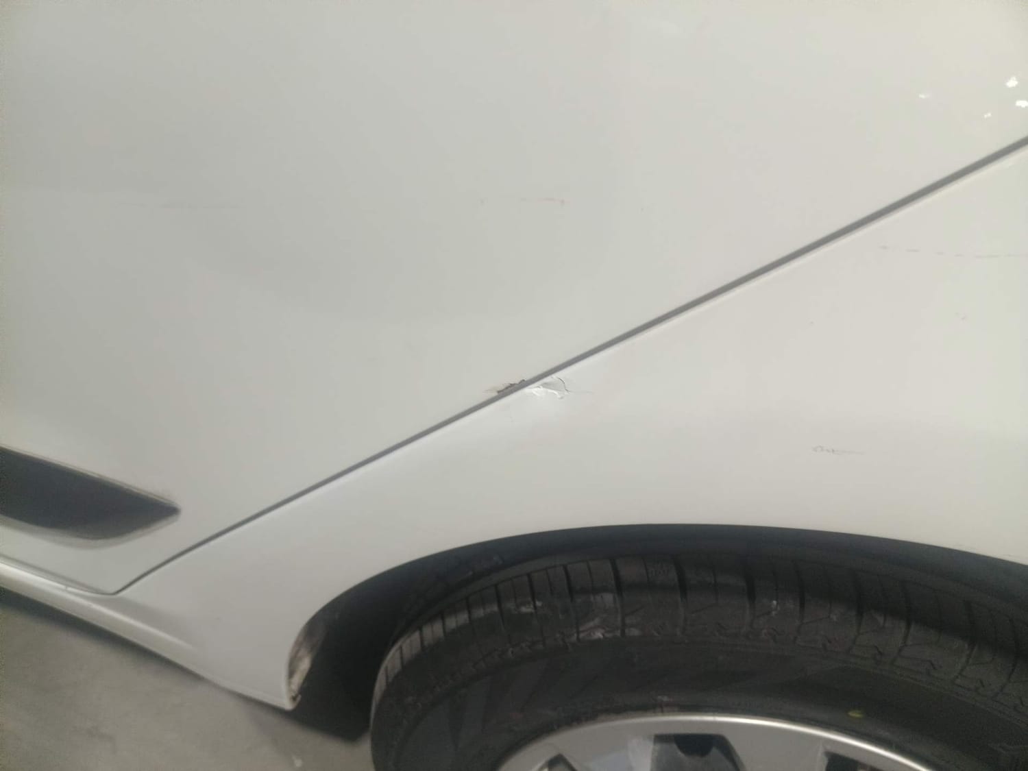 Used 2018 Hyundai Elite i20 Magna Executive 1.2 Petrol Manual dents MINOR SCRATCH