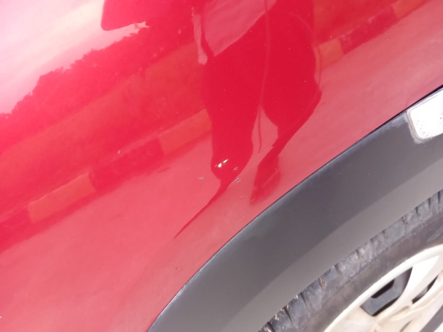 Used 2017 Renault Kwid 1.0 RXT AMT Opt Petrol Automatic dents MINOR SCRATCH