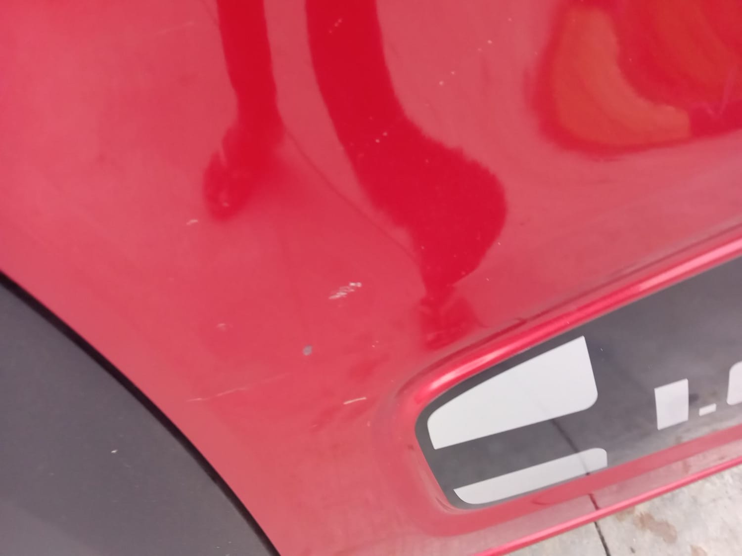 Used 2017 Renault Kwid 1.0 RXT AMT Opt Petrol Automatic dents MINOR DENT