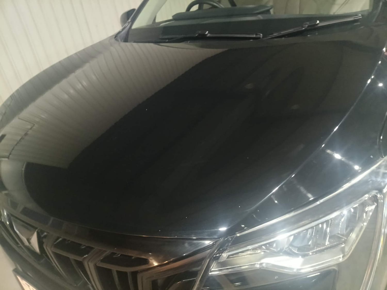 Used 2024 Mahindra XUV700 AX7 Luxury Pack Diesel MT 7 STR Diesel Manual dents MINOR SCRATCH