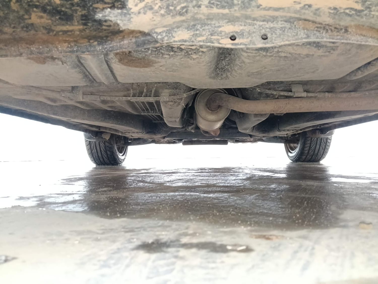 Used 2016 Honda Brio S MT Petrol Manual extra REAR UNDERBODY VIEW (TAKEN FROM REAR)