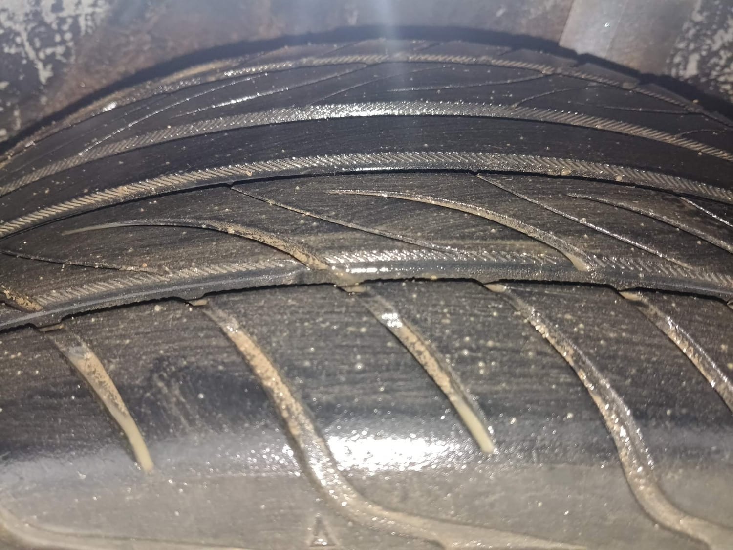 Used 2016 Honda Brio S MT Petrol Manual tyres LEFT REAR TYRE TREAD VIEW
