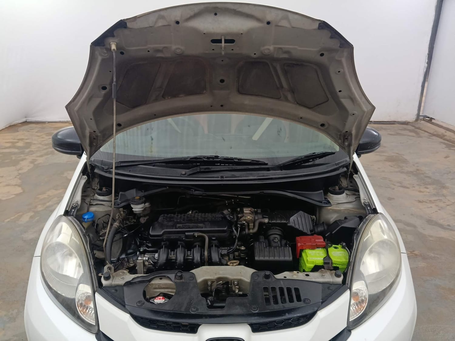 Used 2016 Honda Brio S MT Petrol Manual engine ENGINE & BONNET OPEN FRONT VIEW