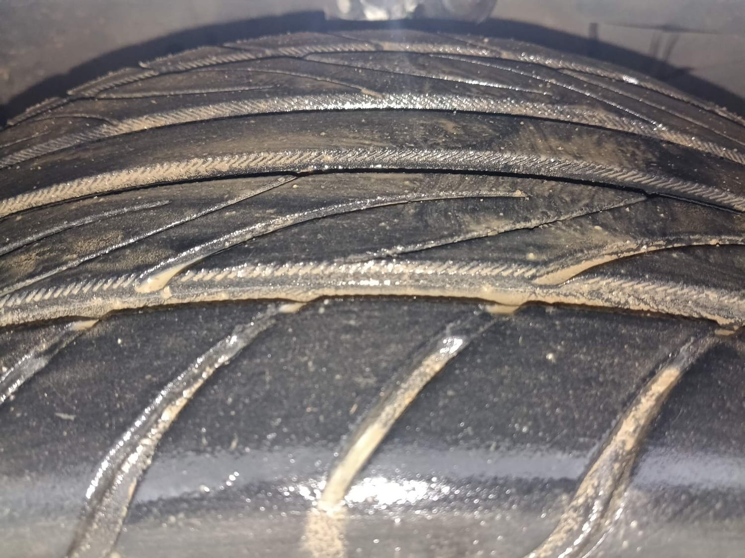 Used 2016 Honda Brio S MT Petrol Manual tyres RIGHT FRONT TYRE TREAD VIEW