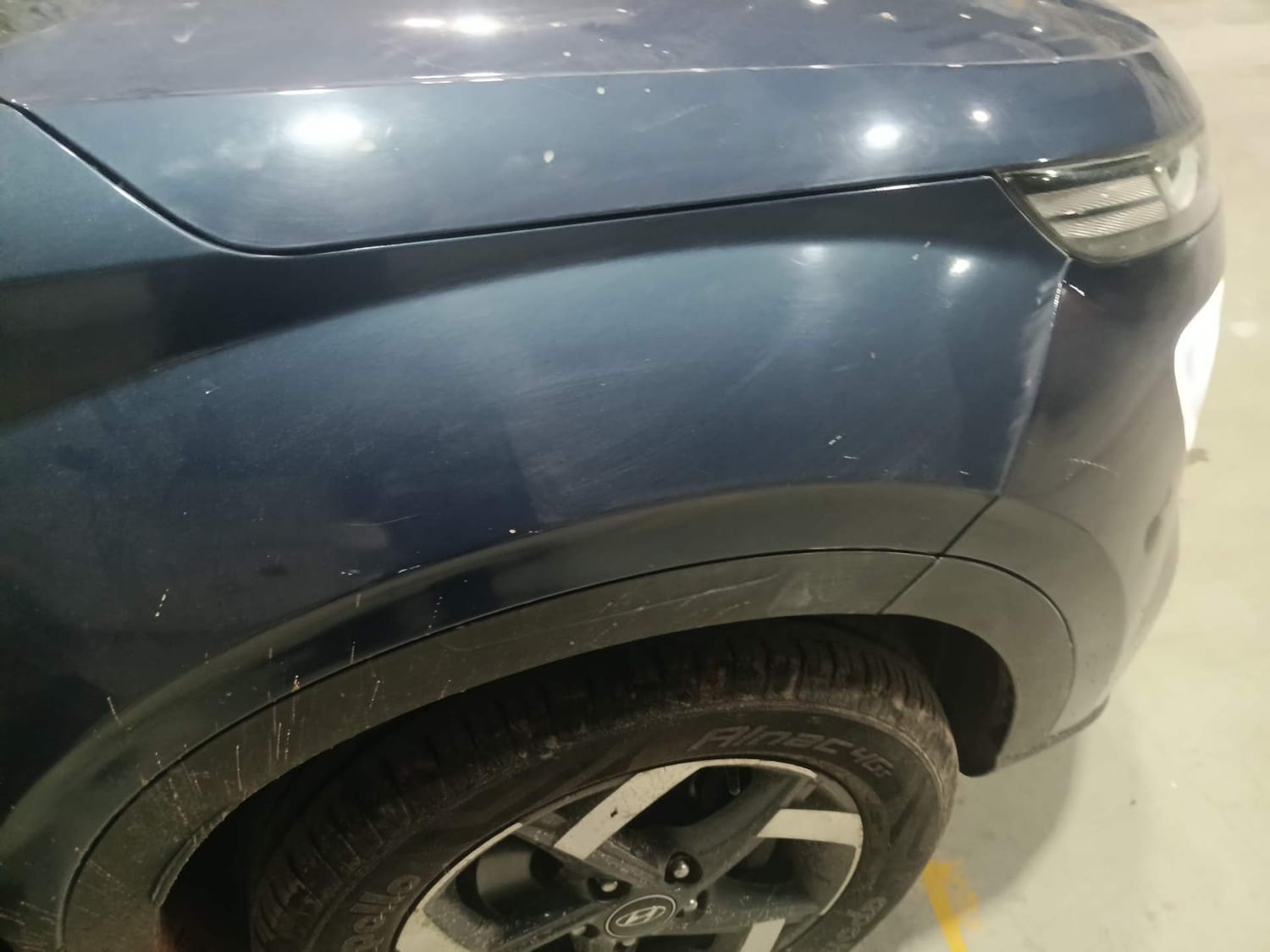 Used 2022 Hyundai Venue SX 1.5 CRDi Diesel Manual dents MINOR SCRATCH