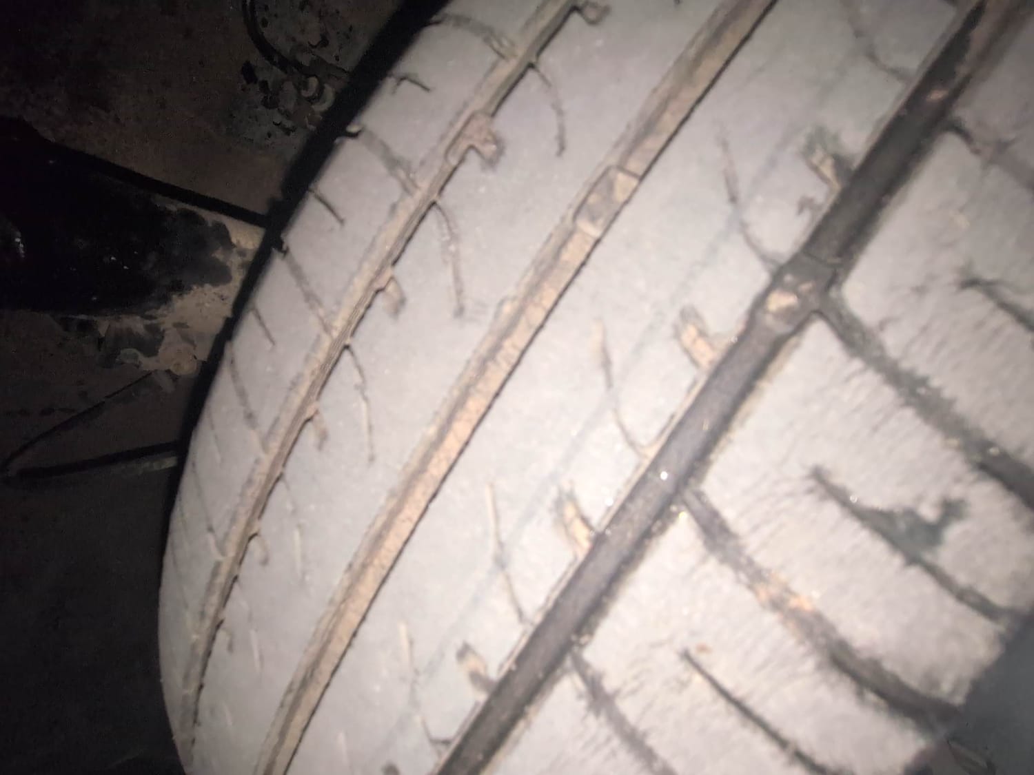 Used 2020 Hyundai Santro Asta AMT Petrol Automatic tyres RIGHT FRONT TYRE TREAD VIEW