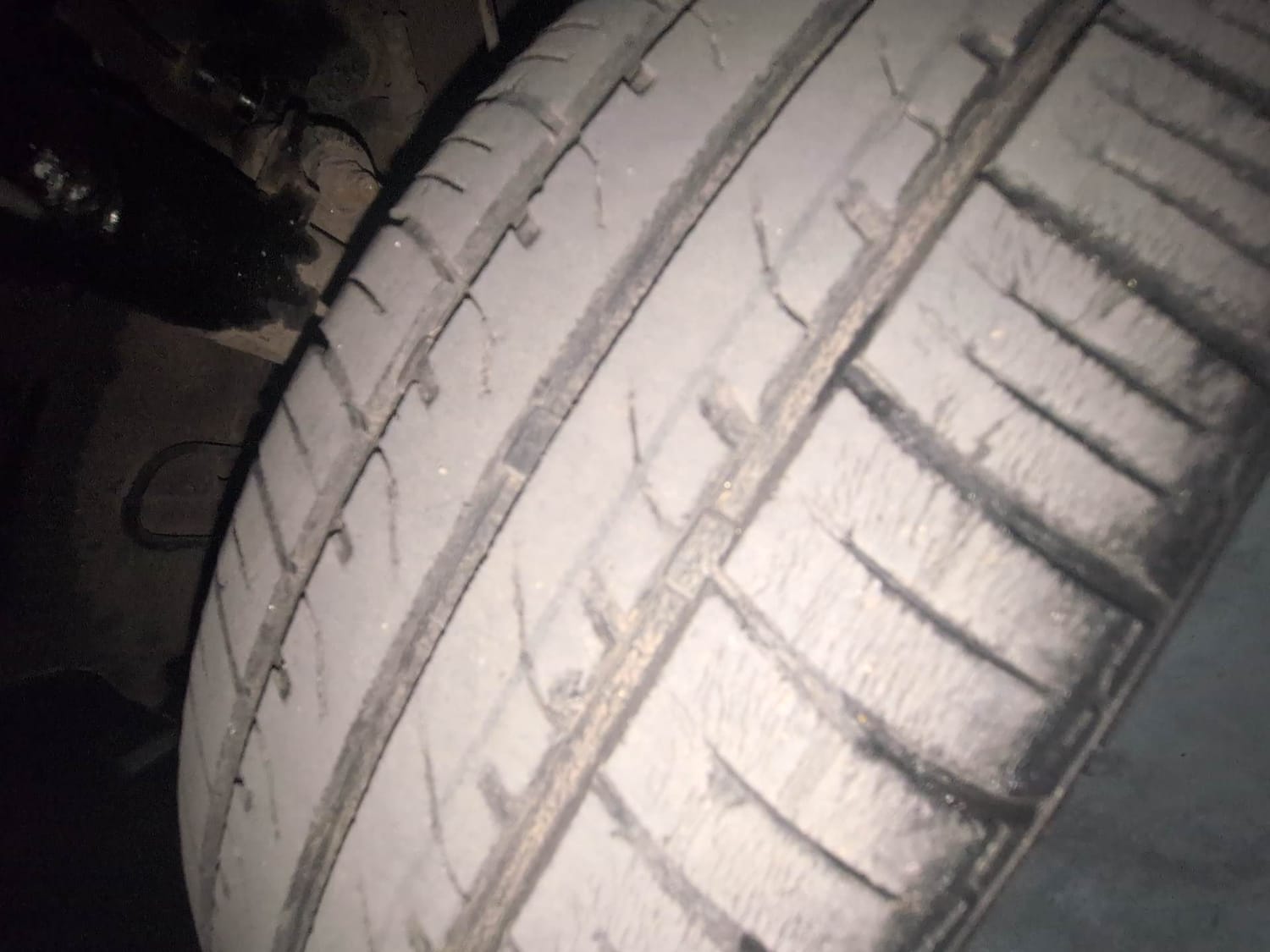 Used 2020 Hyundai Santro Asta AMT Petrol Automatic tyres LEFT FRONT TYRE TREAD VIEW