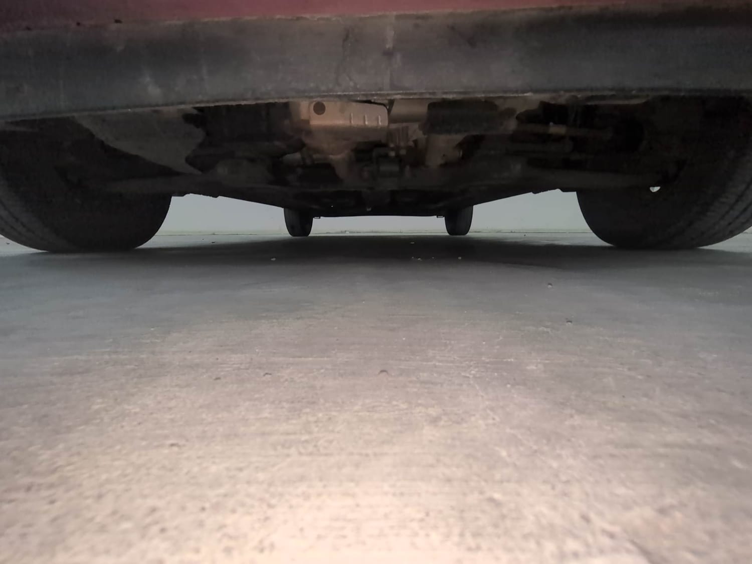 Used 2020 Hyundai Santro Asta AMT Petrol Automatic extra FRONT LEFT UNDERBODY VIEW