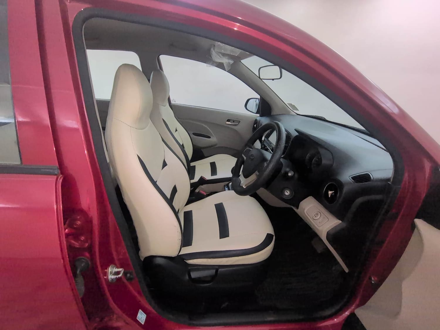 Used 2020 Hyundai Santro Asta AMT Petrol Automatic interior RIGHT SIDE FRONT DOOR CABIN VIEW