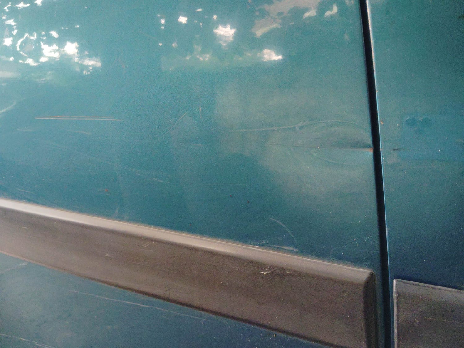 Used 2013 Maruti Suzuki Swift Dzire VDI Diesel Manual dents MINOR DENT