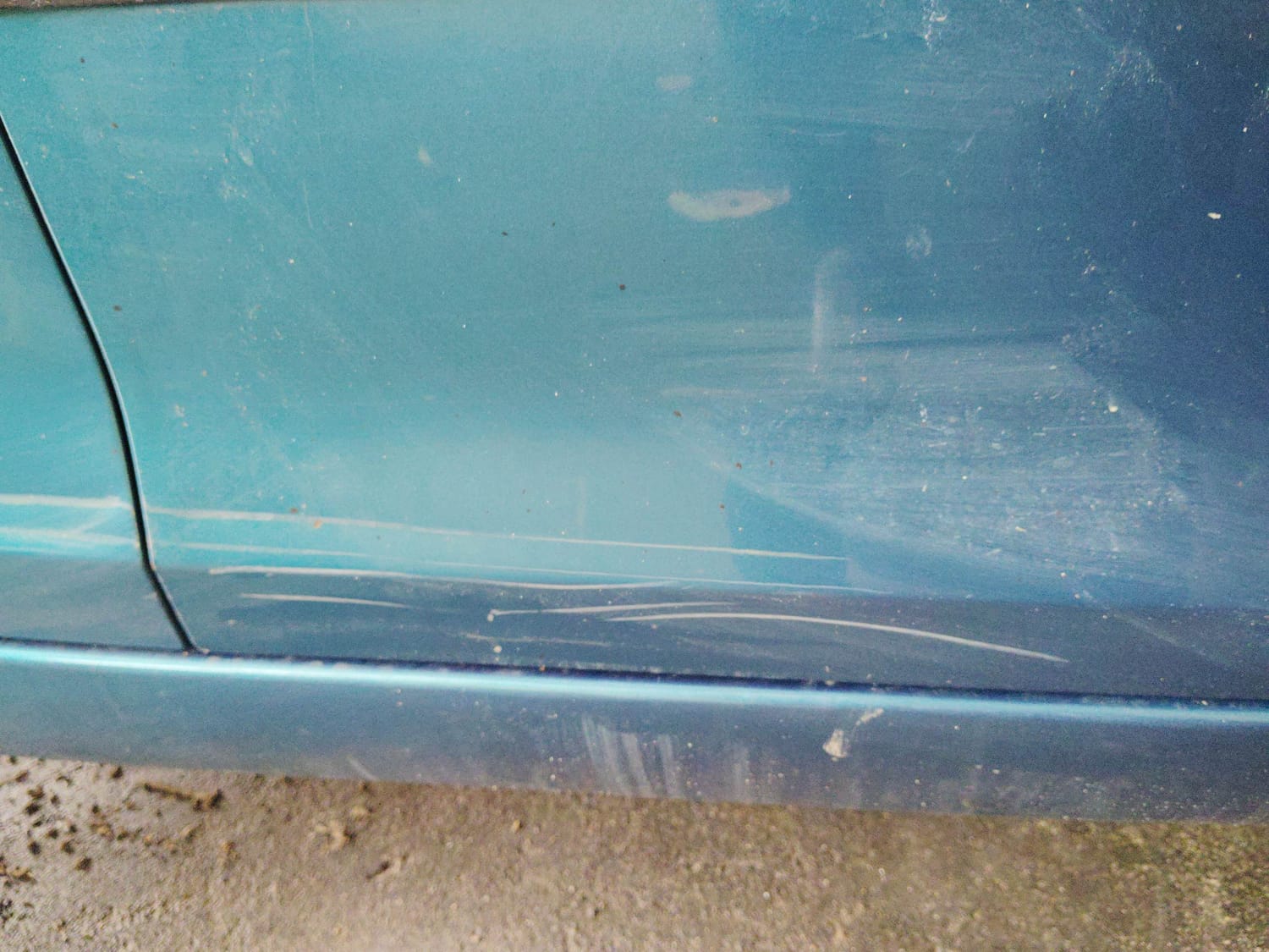Used 2013 Maruti Suzuki Swift Dzire VDI Diesel Manual dents MINOR SCRATCH