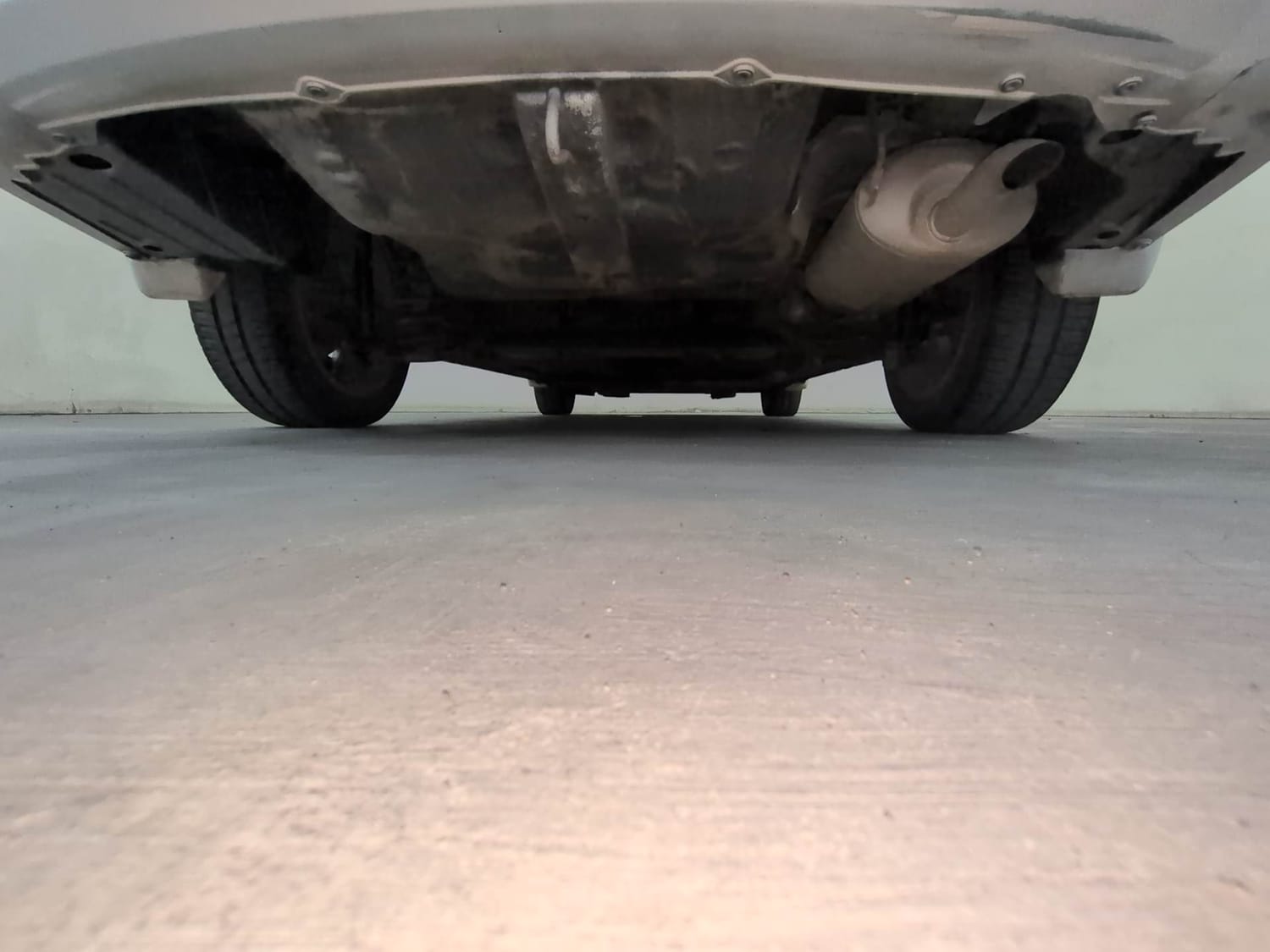 Used 2018 Honda City ZX CVT Petrol Petrol Automatic extra REAR UNDERBODY VIEW (TAKEN FROM REAR)
