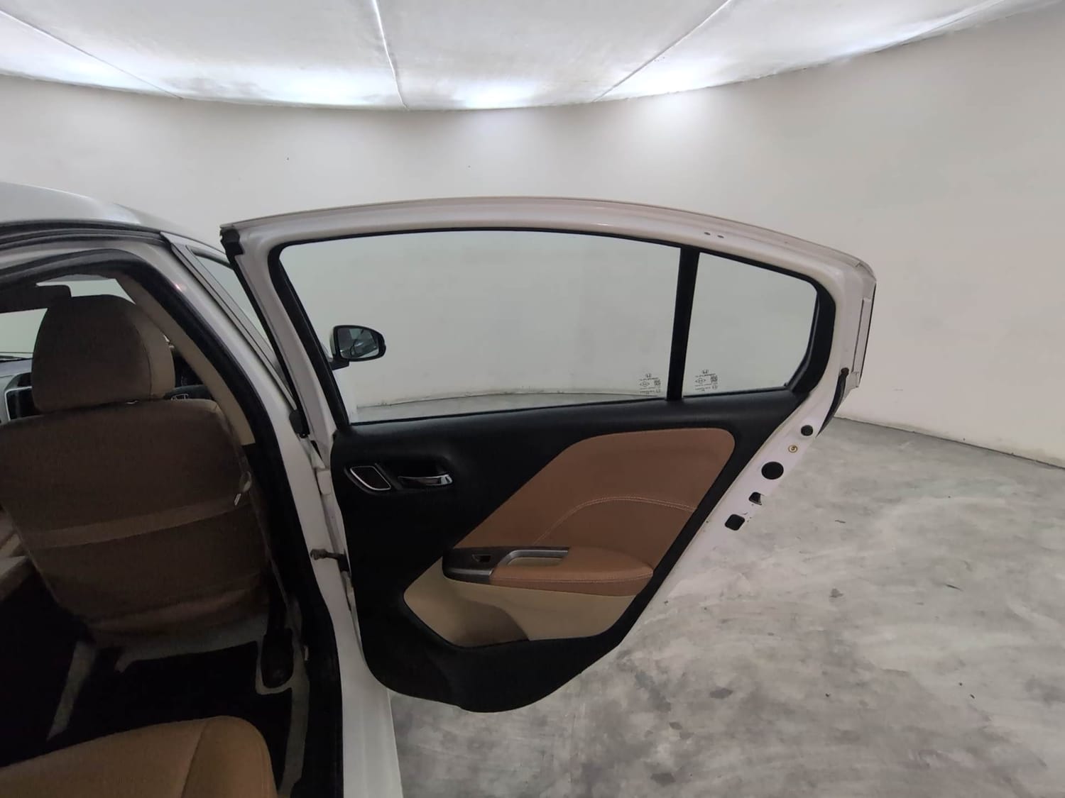 Used 2018 Honda City ZX CVT Petrol Petrol Automatic interior RIGHT REAR DOOR OPEN VIEW