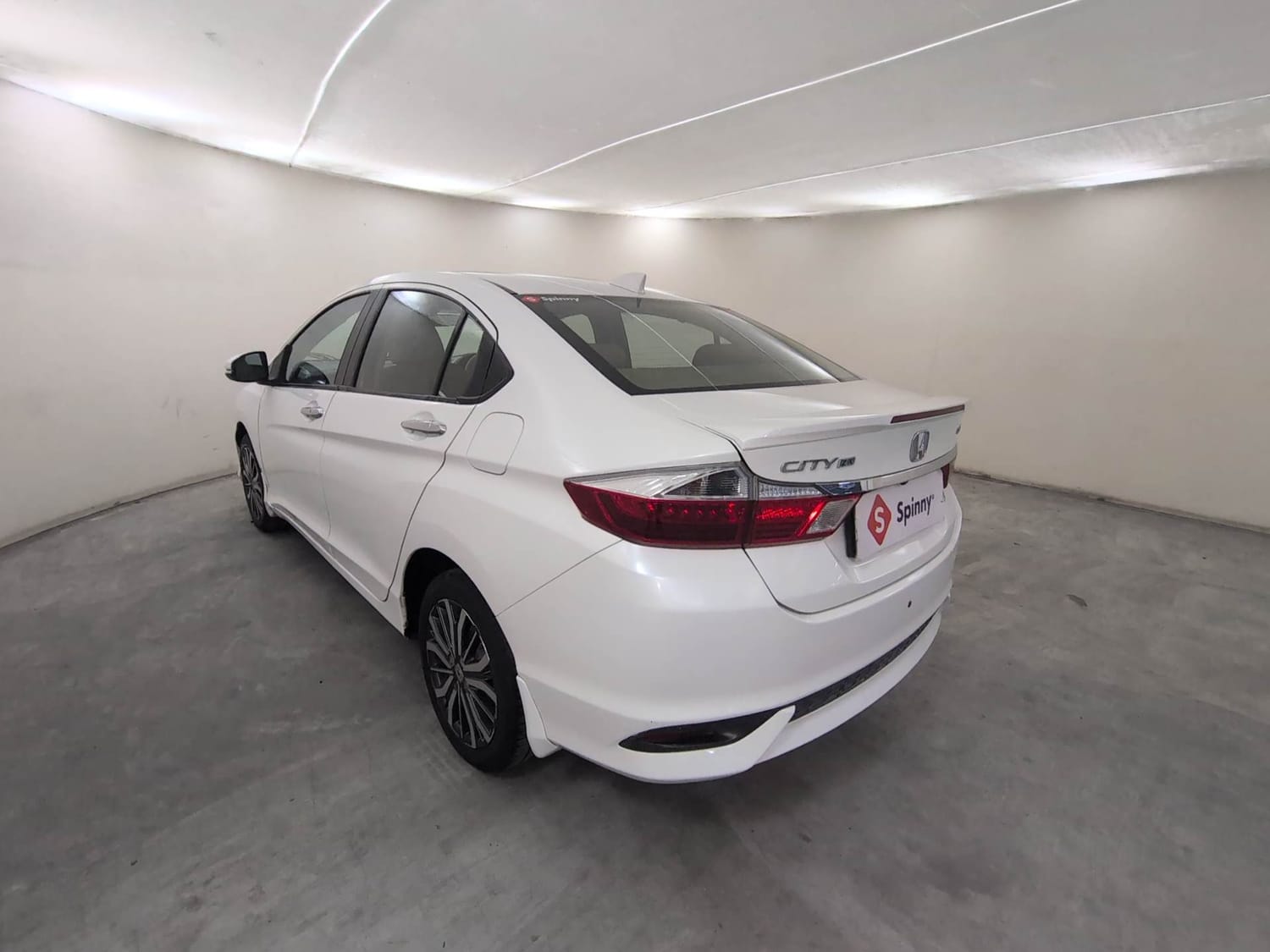 Used 2018 Honda City ZX CVT Petrol Petrol Automatic exterior LEFT REAR CORNER VIEW