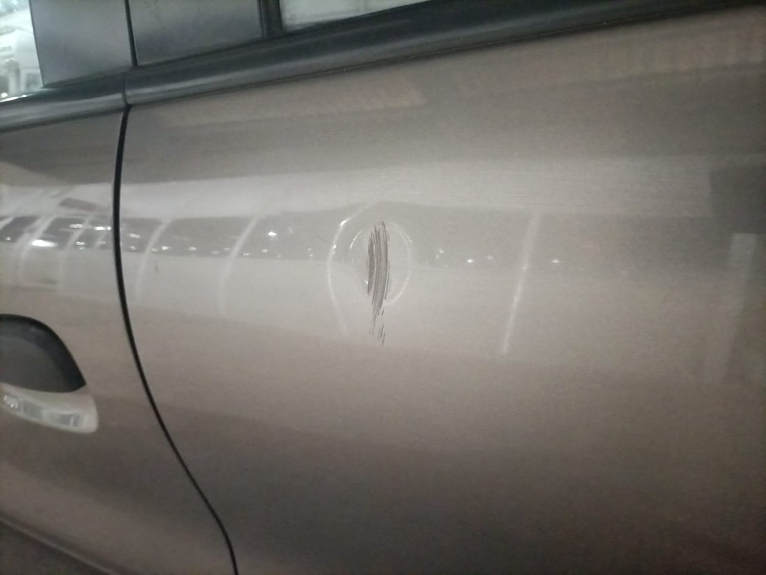 Used 2016 Renault Kwid RXT Petrol Manual dents MINOR DENT
