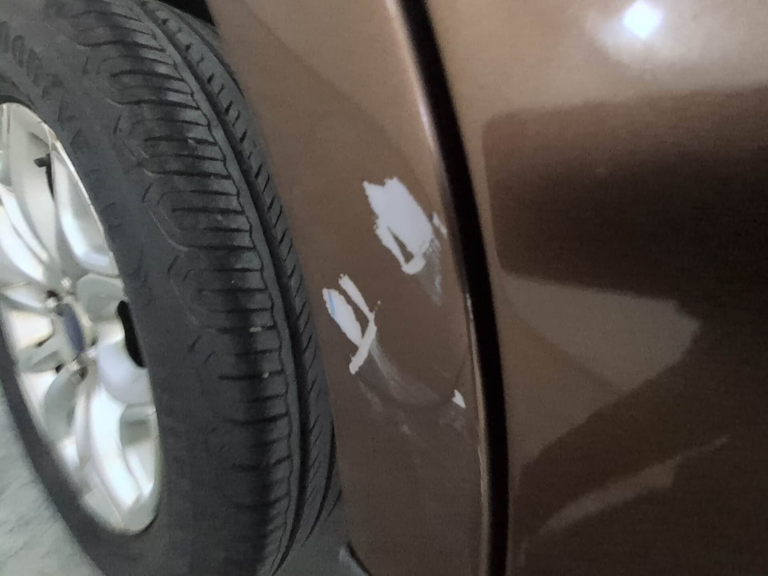 Used 2017 Ford EcoSport Titanium 1.5L Ti-VCT AT Petrol Automatic dents MINOR SCRATCH