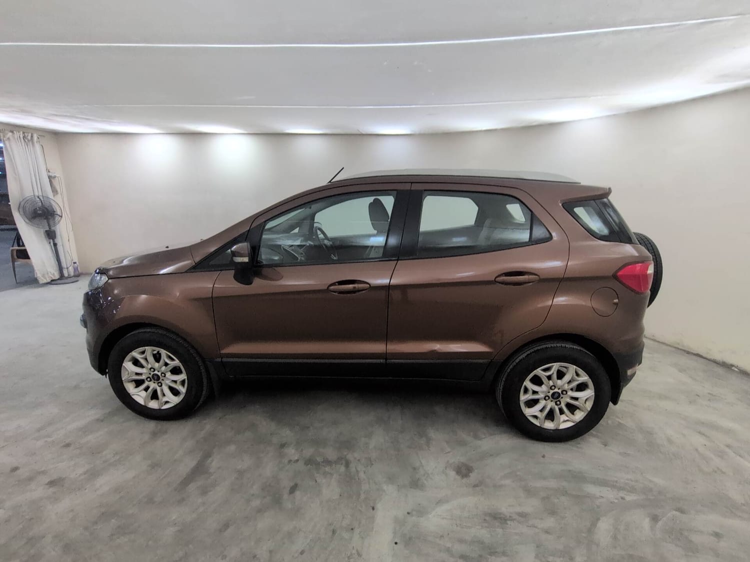Used 2017 Ford EcoSport Titanium 1.5L Ti-VCT AT Petrol Automatic exterior LEFT SIDE VIEW