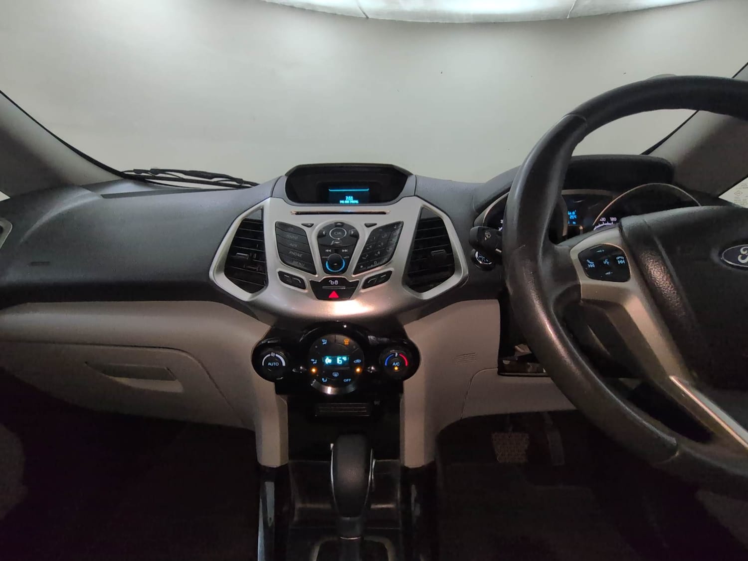 Used 2017 Ford EcoSport Titanium 1.5L Ti-VCT AT Petrol Automatic interior MUSIC SYSTEM & AC CONTROL VIEW