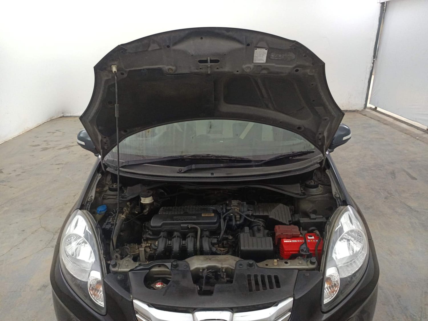 Used 2014 Honda Amaze 1.2 VX AT i-VTEC Petrol Automatic engine ENGINE & BONNET OPEN FRONT VIEW