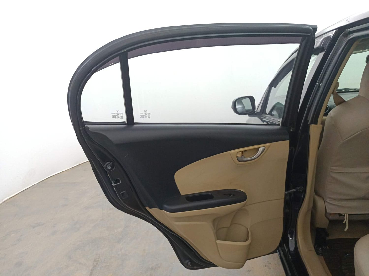 Used 2014 Honda Amaze 1.2 VX AT i-VTEC Petrol Automatic interior LEFT REAR DOOR OPEN VIEW