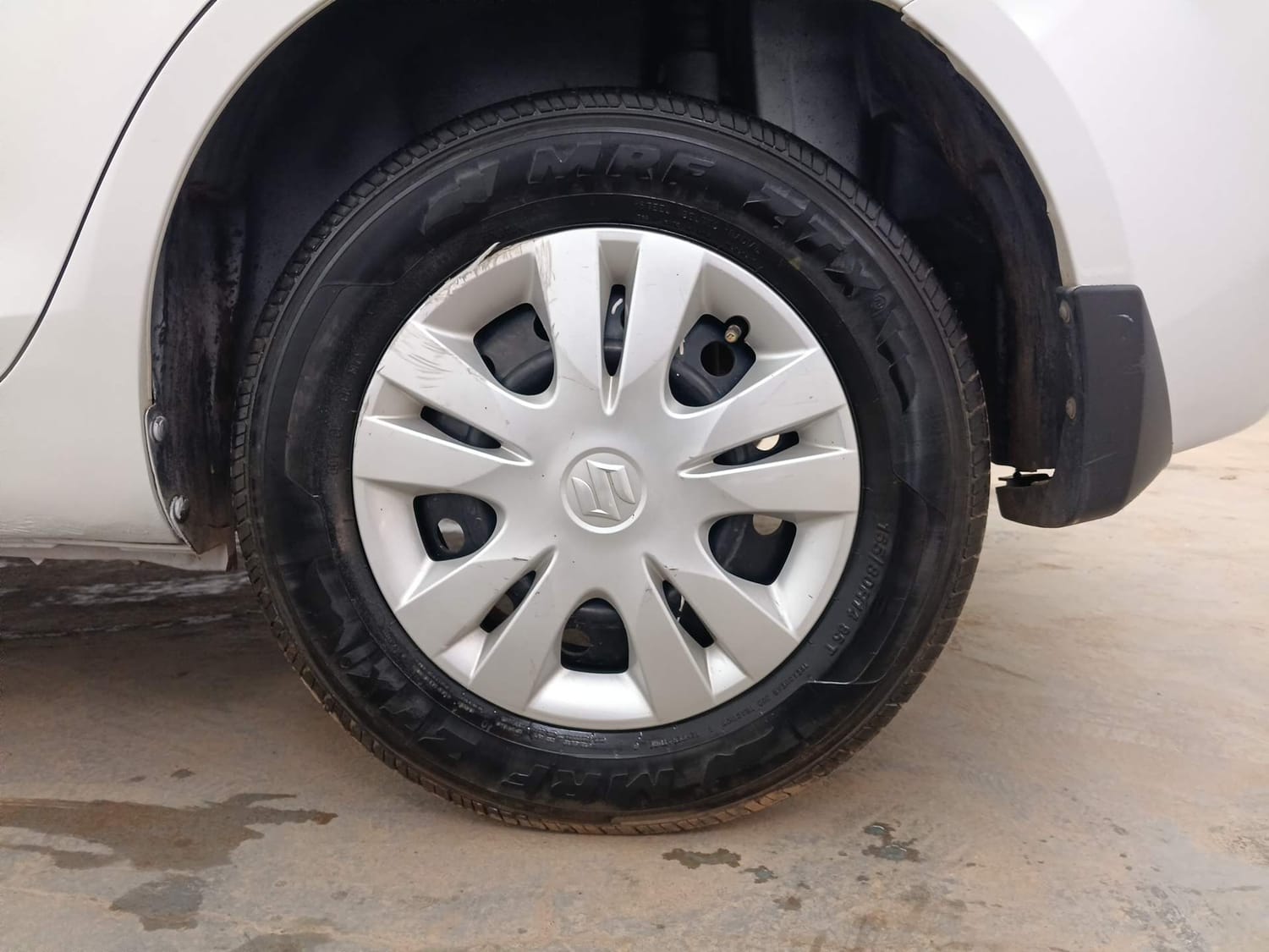 Used 2012 Maruti Suzuki Swift Dzire VXI Petrol Manual tyres LEFT REAR TYRE RIM VIEW