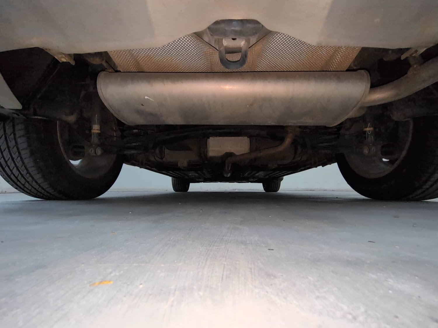 Used 2022 Maruti Suzuki S-Cross Alpha Petrol Manual extra REAR UNDERBODY VIEW (TAKEN FROM REAR)