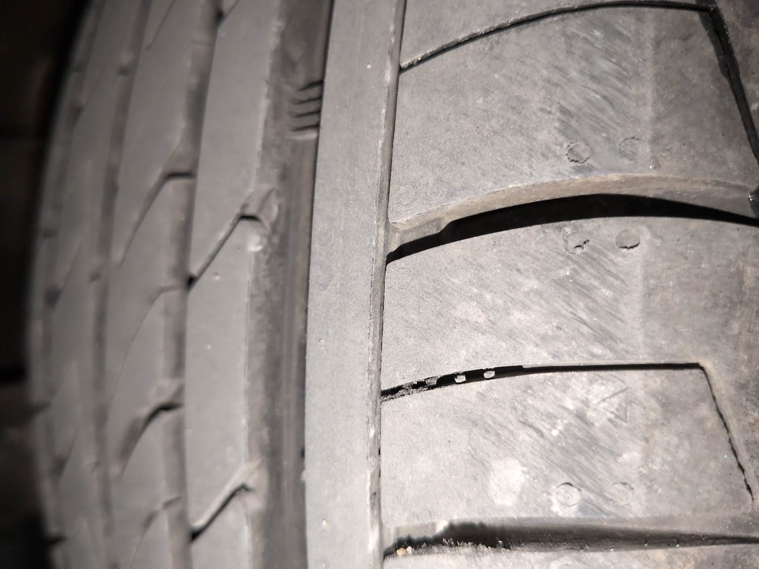 Used 2022 Maruti Suzuki S-Cross Alpha Petrol Manual tyres RIGHT FRONT TYRE TREAD VIEW