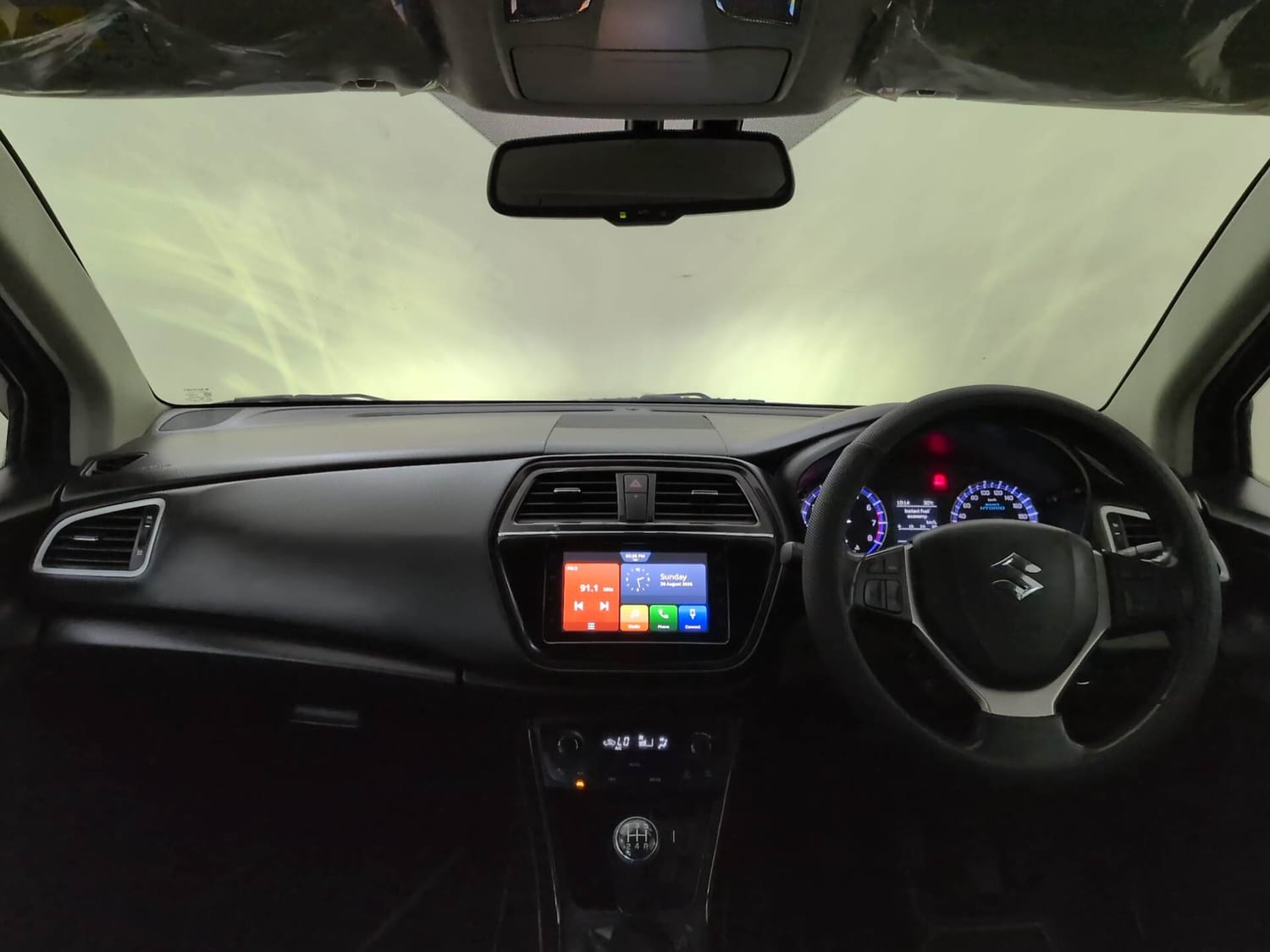 Used 2022 Maruti Suzuki S-Cross Alpha Petrol Manual interior DASHBOARD VIEW