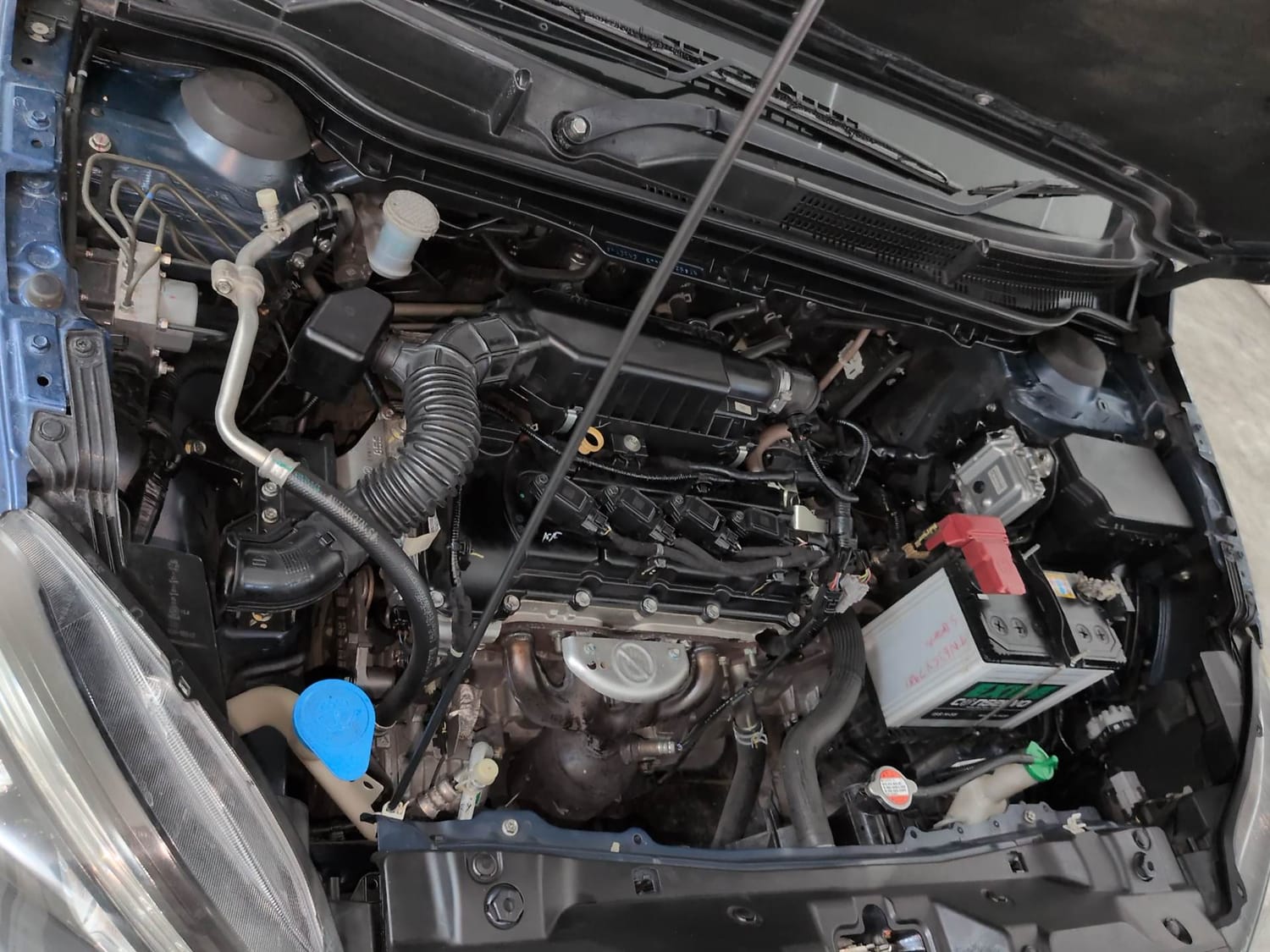 Used 2022 Maruti Suzuki S-Cross Alpha Petrol Manual engine ENGINE RIGHT SIDE VIEW