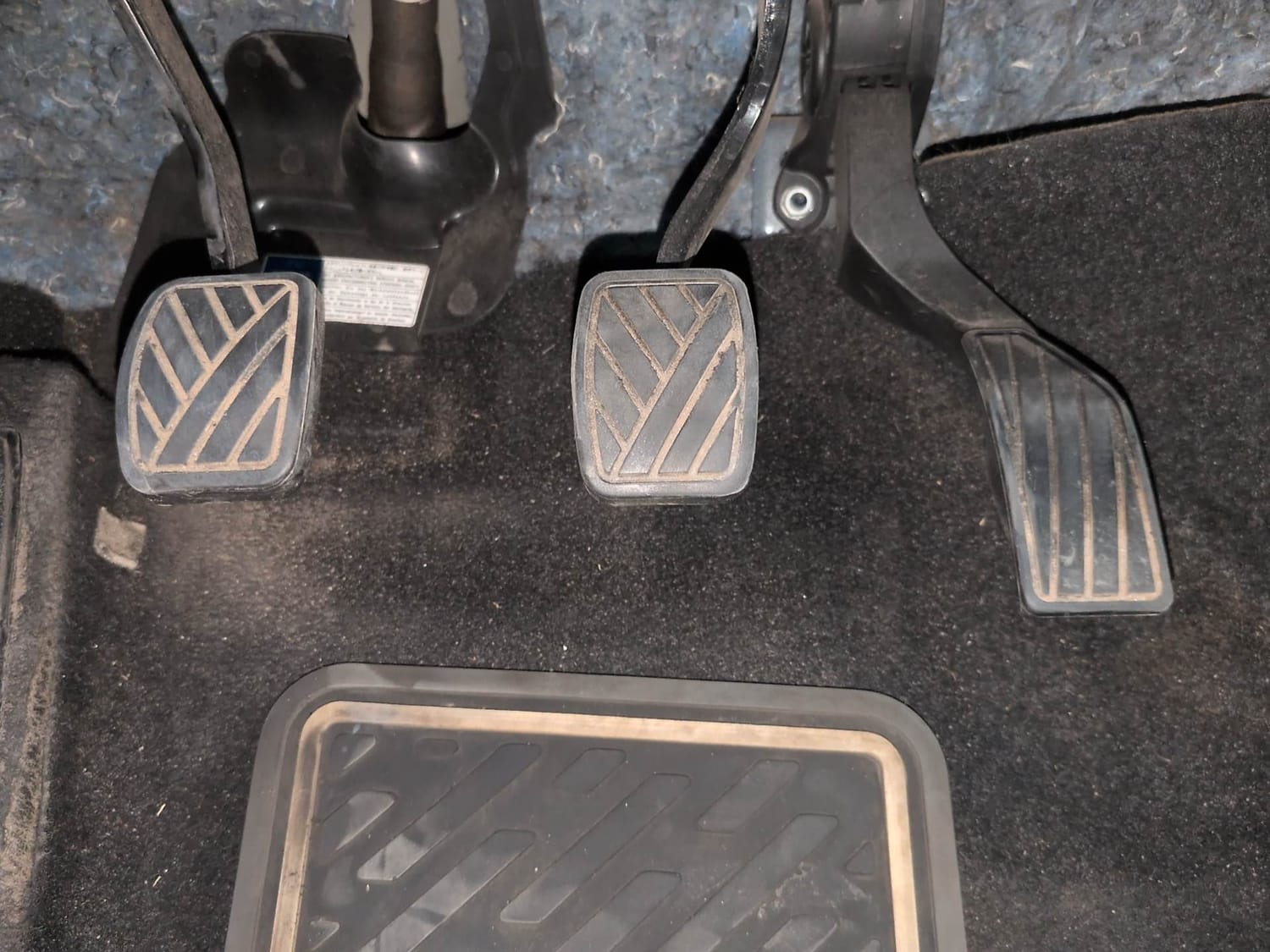 Used 2022 Maruti Suzuki S-Cross Alpha Petrol Manual interior PEDALS VIEW