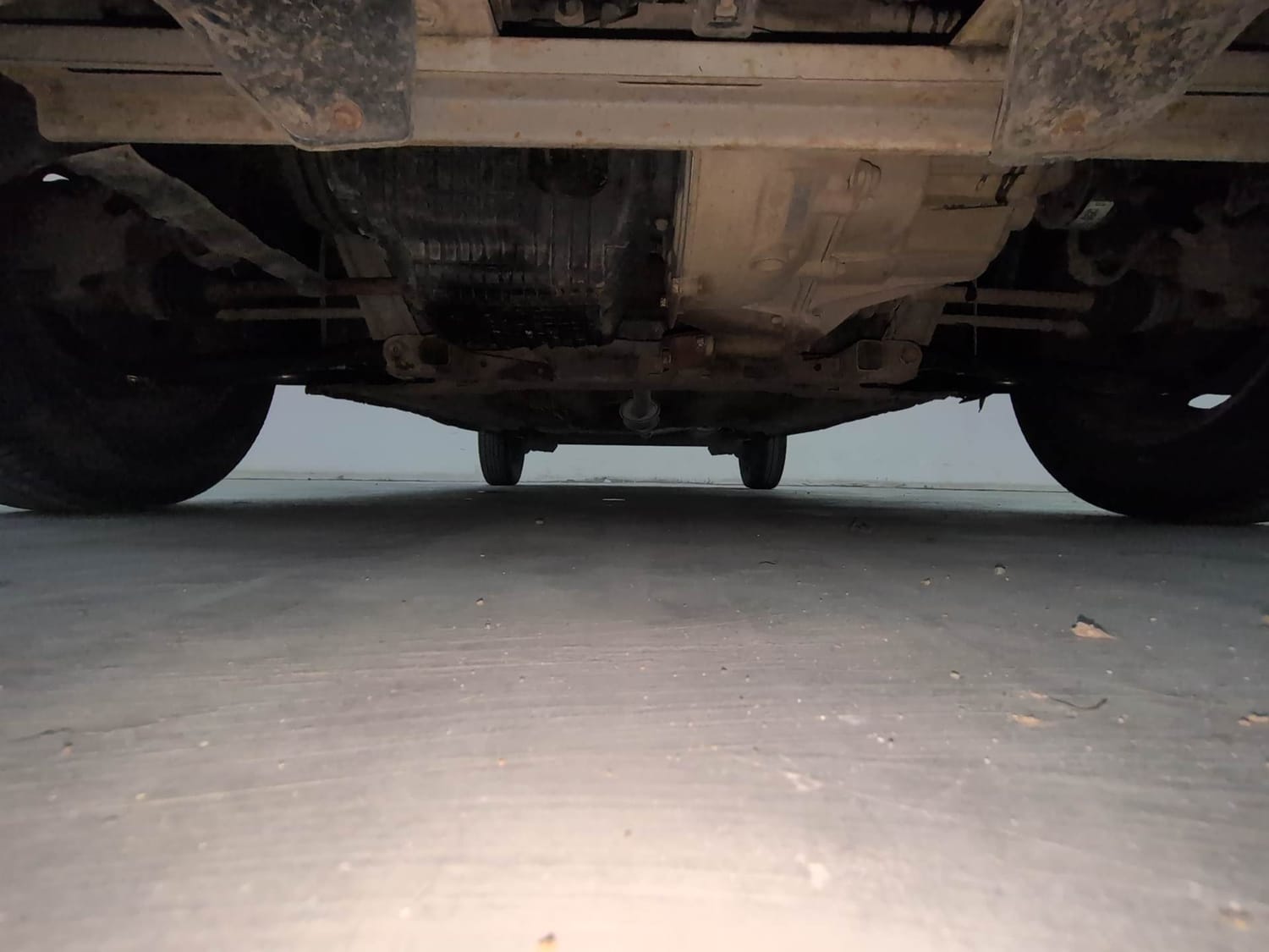 Used 2016 Renault Kwid RXT Petrol Manual extra FRONT LEFT UNDERBODY VIEW