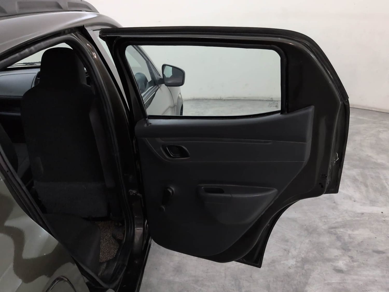 Used 2016 Renault Kwid RXT Petrol Manual interior RIGHT REAR DOOR OPEN VIEW