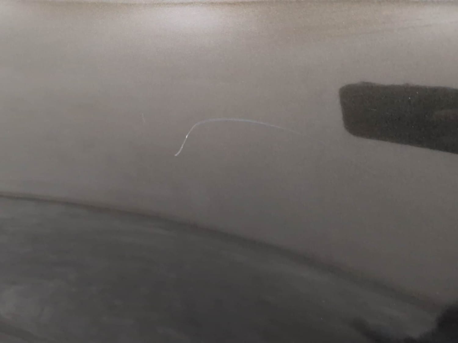 Used 2016 Renault Kwid RXT Petrol Manual dents MINOR SCRATCH