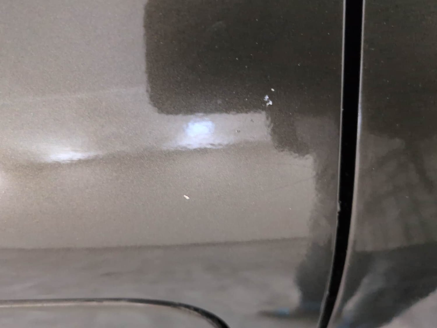 Used 2016 Renault Kwid RXT Petrol Manual dents MINOR SCRATCH