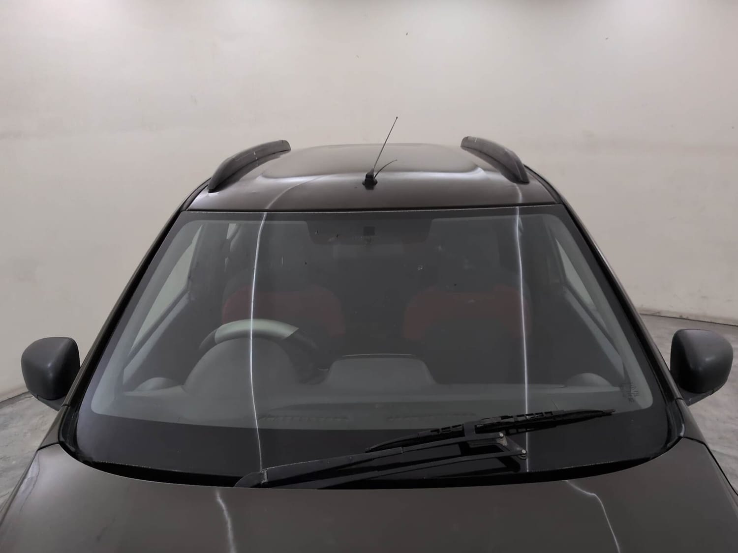 Used 2016 Renault Kwid RXT Petrol Manual exterior FRONT WINDSHIELD VIEW