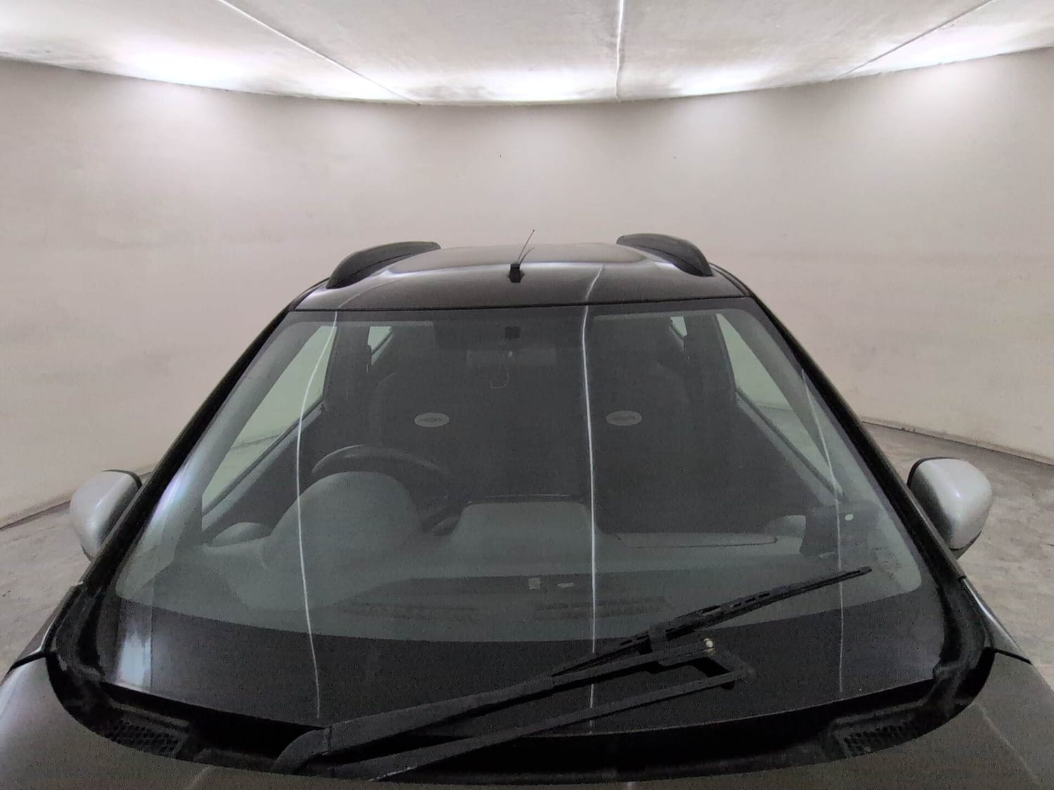Used 2017 Renault Kwid RXT (O) 1.0 SCE Edition Petrol Manual exterior FRONT WINDSHIELD VIEW