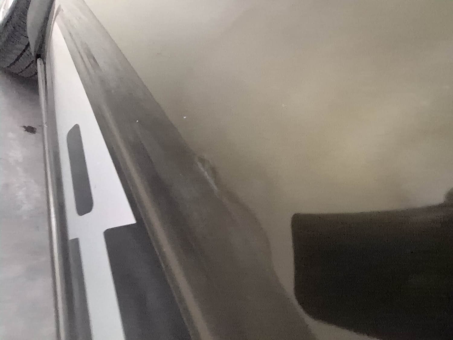 Used 2017 Renault Kwid RXT (O) 1.0 SCE Edition Petrol Manual dents MINOR DENT