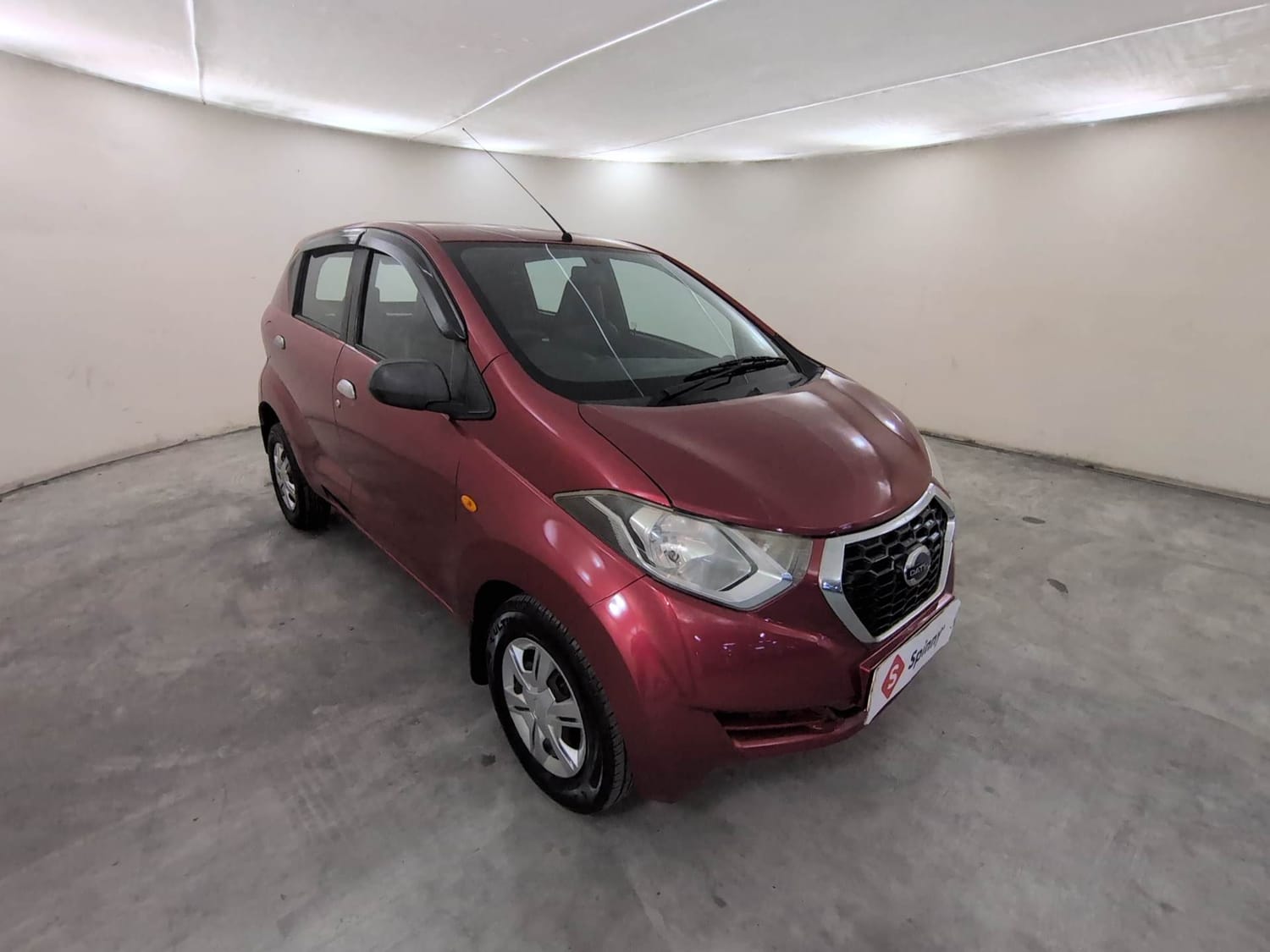 Used 2020 Datsun Redi-GO S Petrol Manual exterior RIGHT FRONT CORNER VIEW