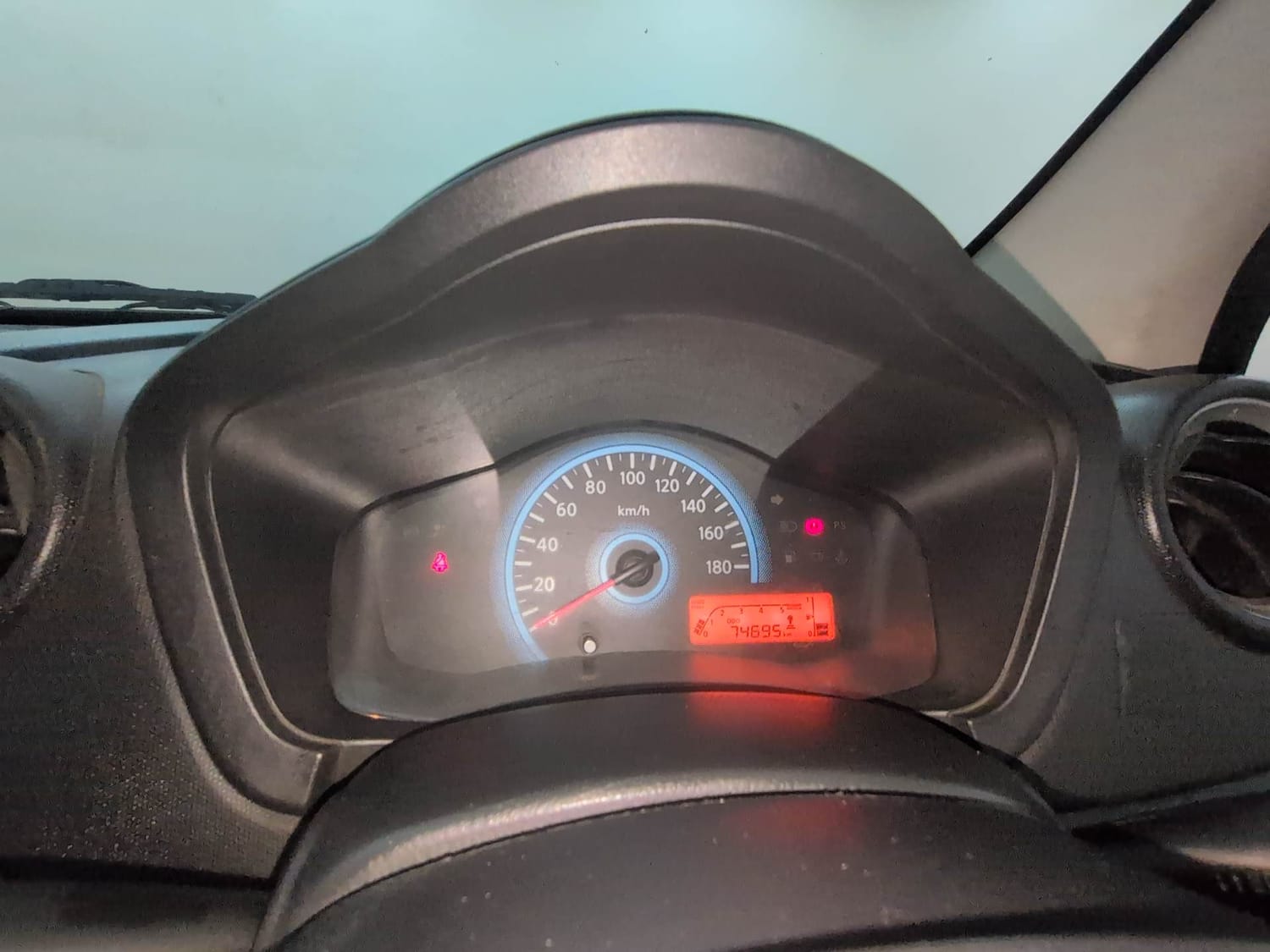 Used 2020 Datsun Redi-GO S Petrol Manual interior CLUSTERMETER VIEW