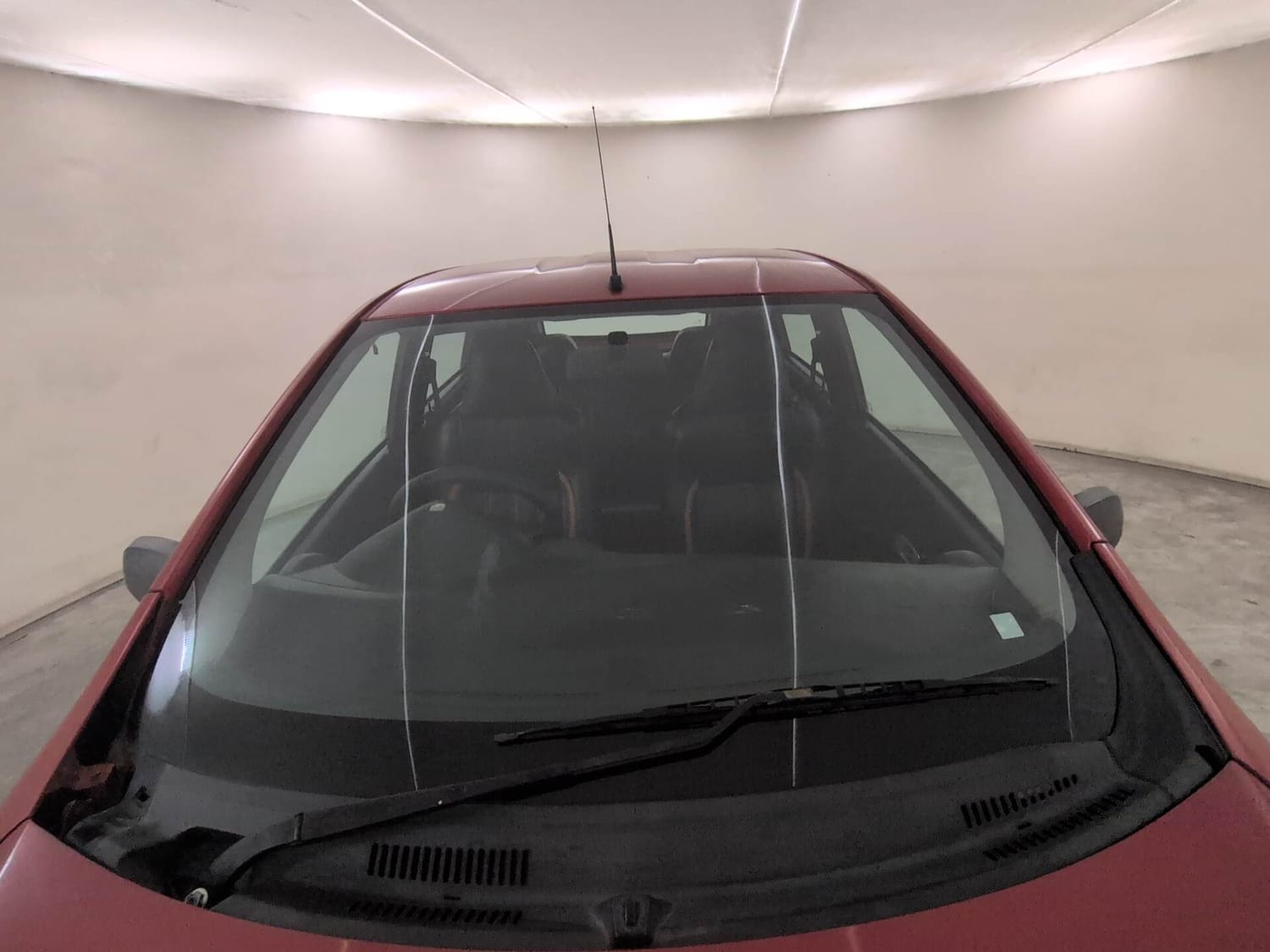 Used 2020 Datsun Redi-GO S Petrol Manual exterior FRONT WINDSHIELD VIEW