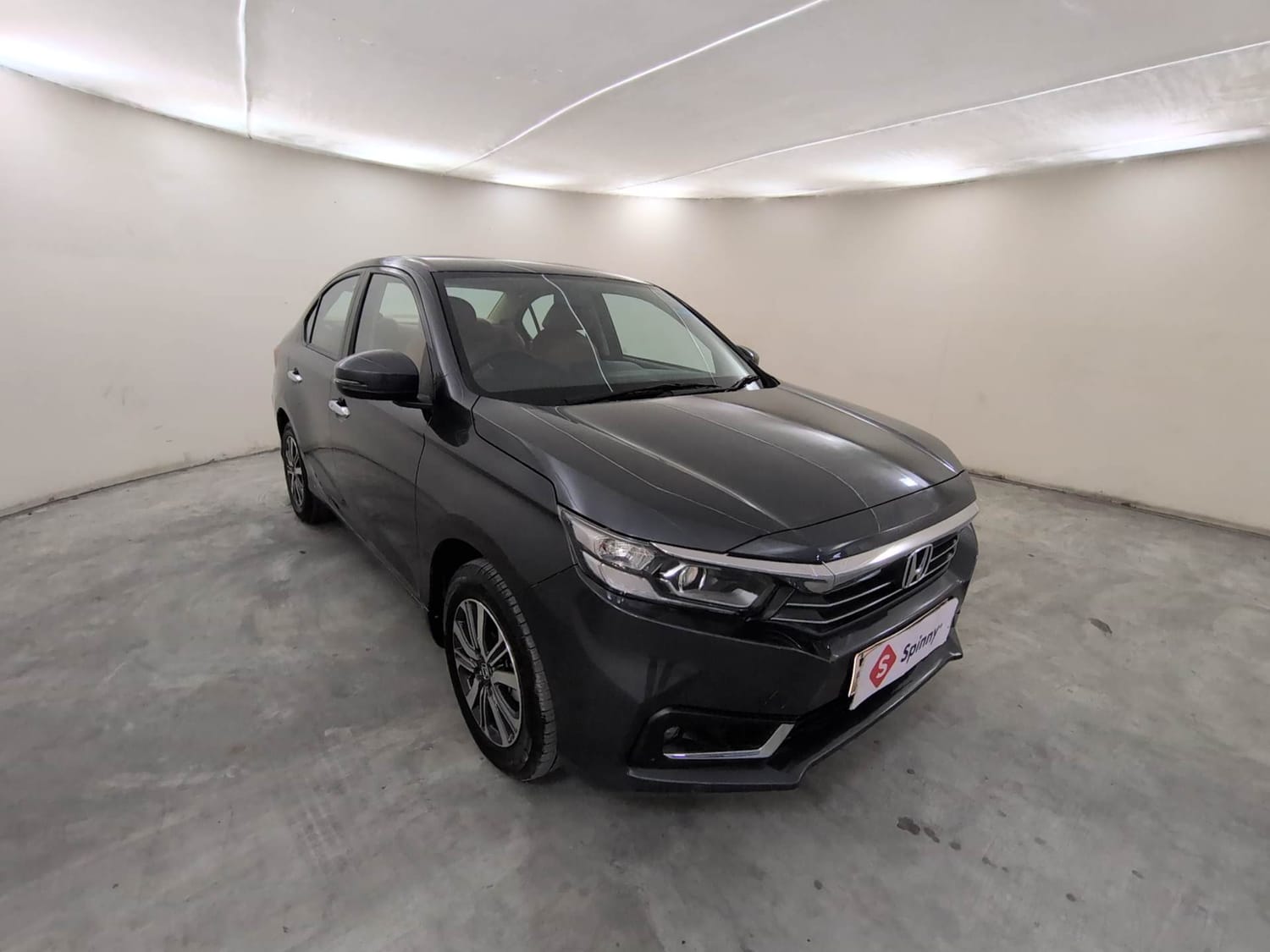Used 2025 honda Amaze 2nd Generation VX 1.2 Petrol CVT Petrol Automatic exterior RIGHT FRONT CORNER VIEW