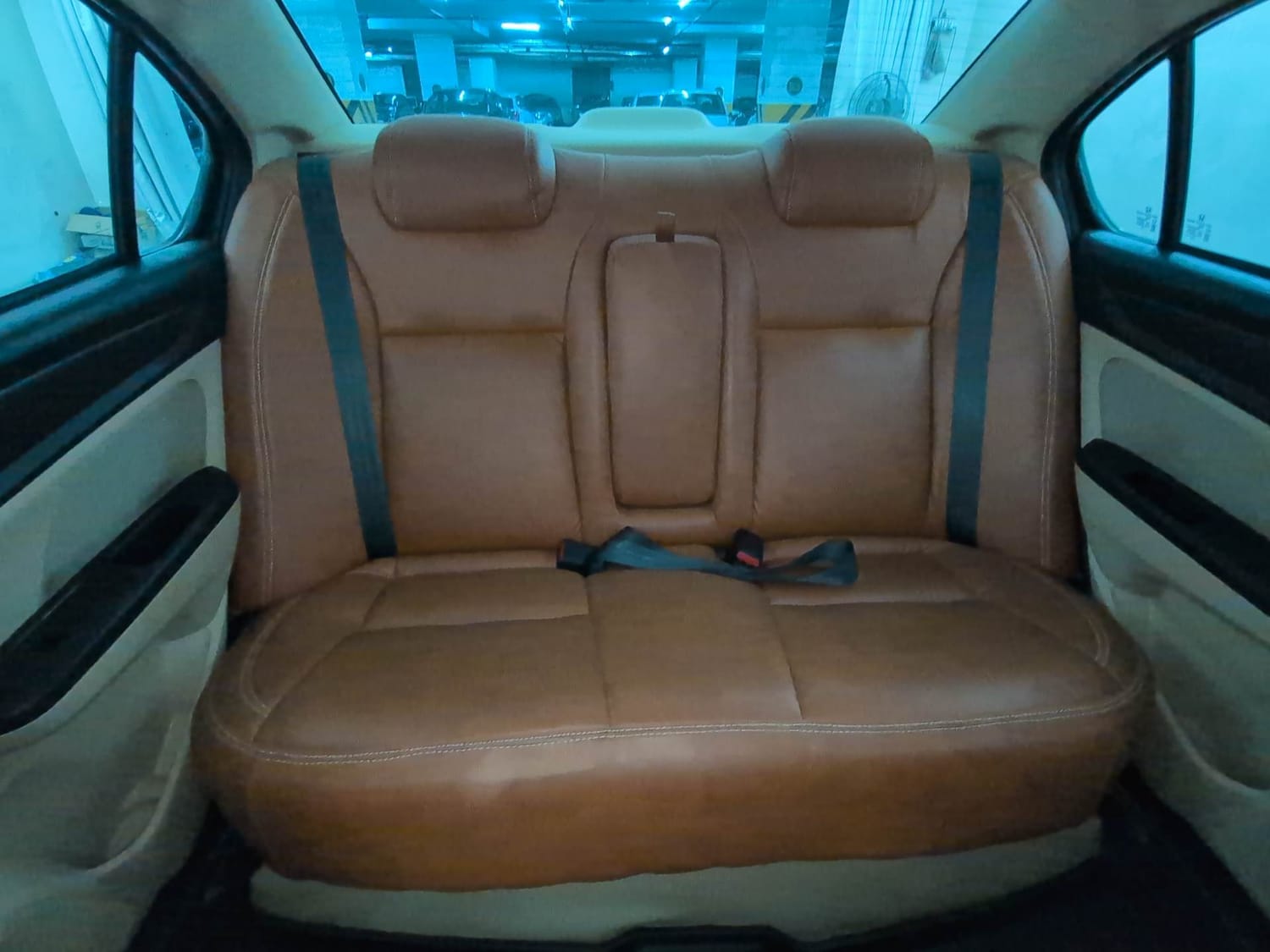Used 2025 honda Amaze 2nd Generation VX 1.2 Petrol CVT Petrol Automatic interior REAR SEAT CONDITION VIEW